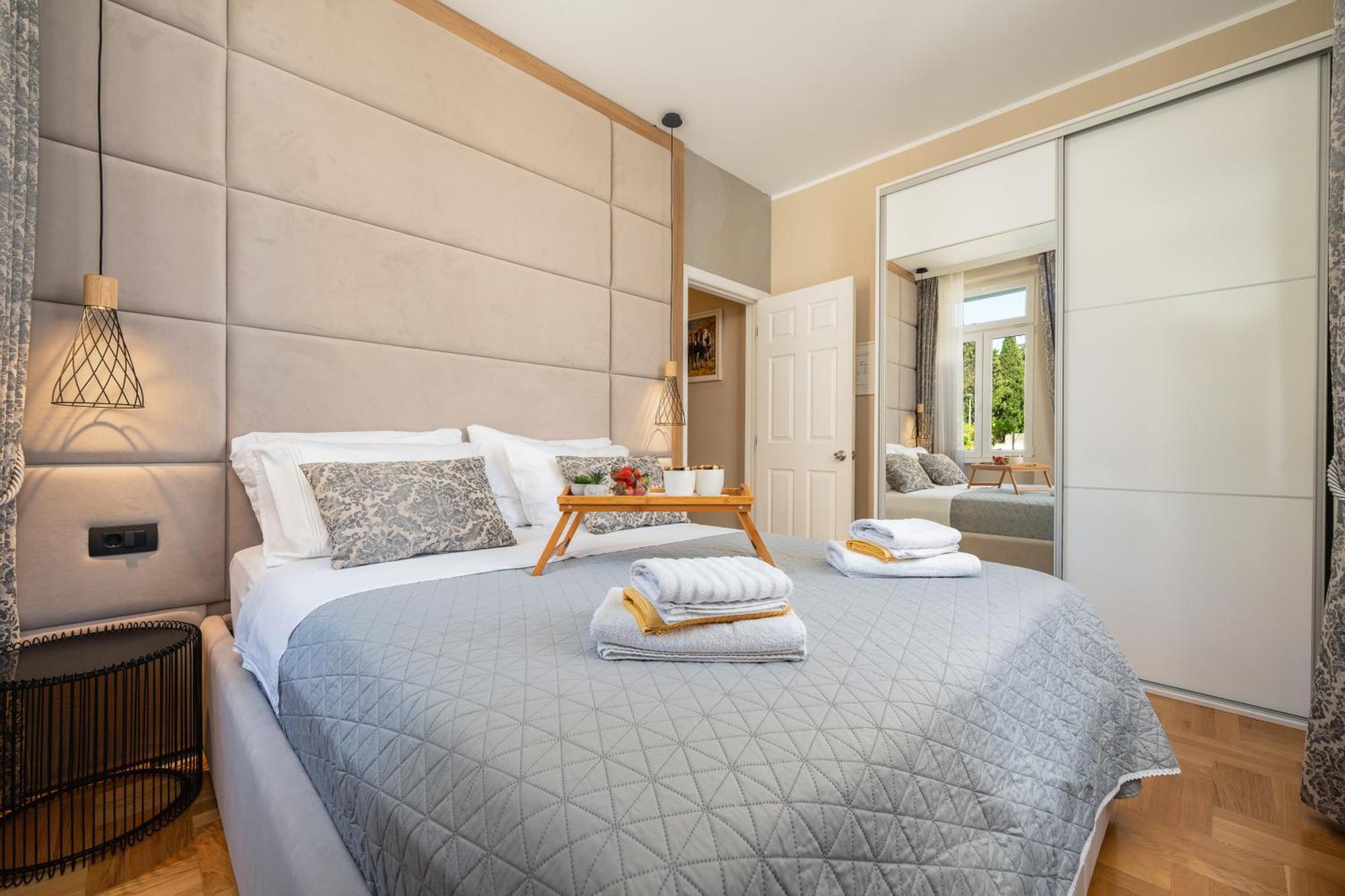 Premium Apartment Alba Rosa Split Exterior photo