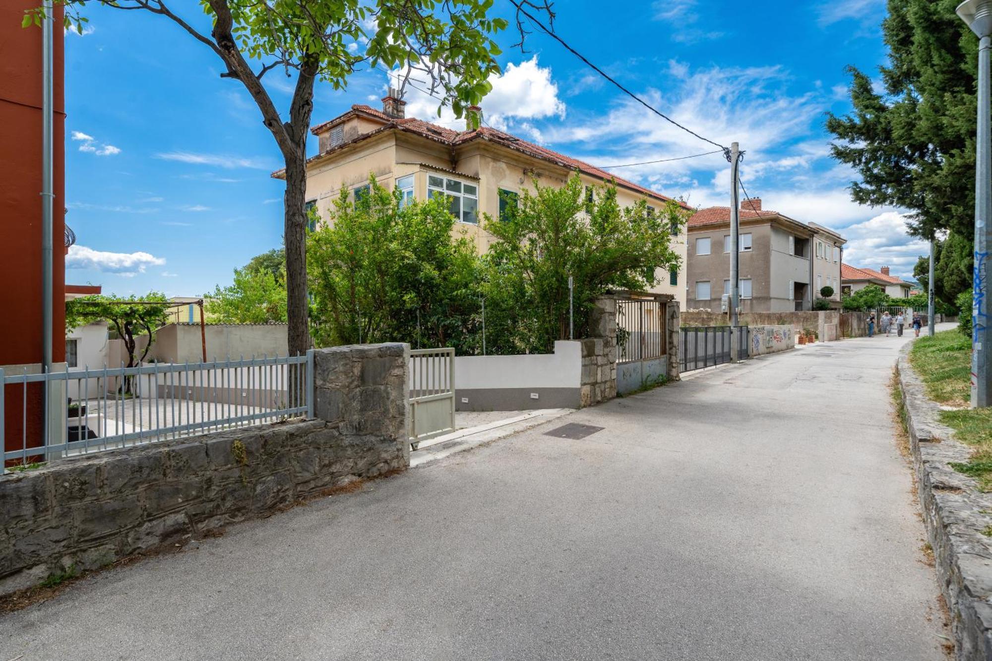 Premium Apartment Alba Rosa Split Exterior photo
